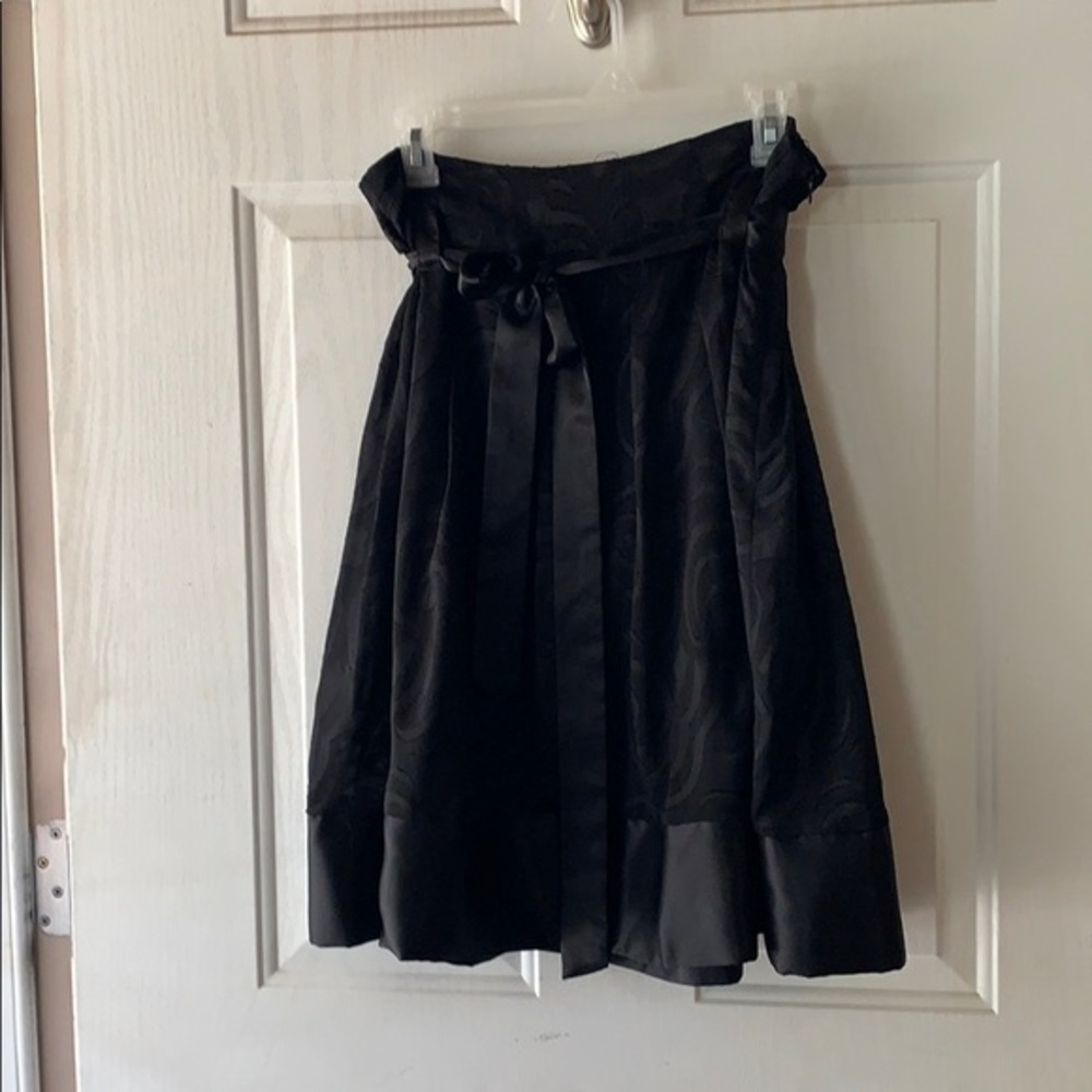 Metro Style women’s skirt